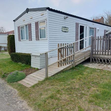 Bungalow 4 Voire 6 Personnes Bray Dunes A 300 Metres De La Plage Exterior photo